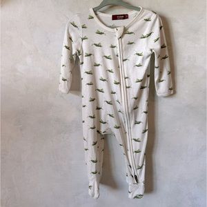 Milkbarn baby Grasshopper organic cotton zippered footie size 3-6 months